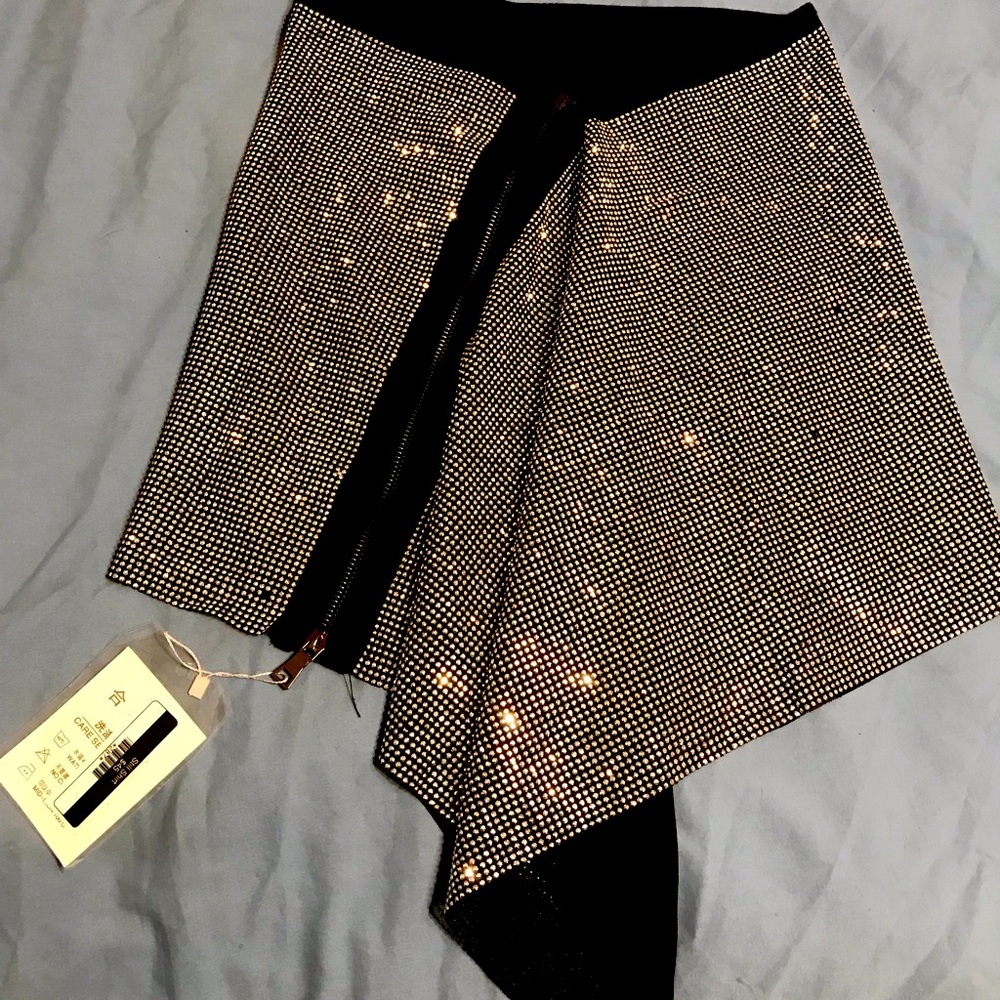 Absolutely stunning sparkle zip up skirt ONE OF A KIND